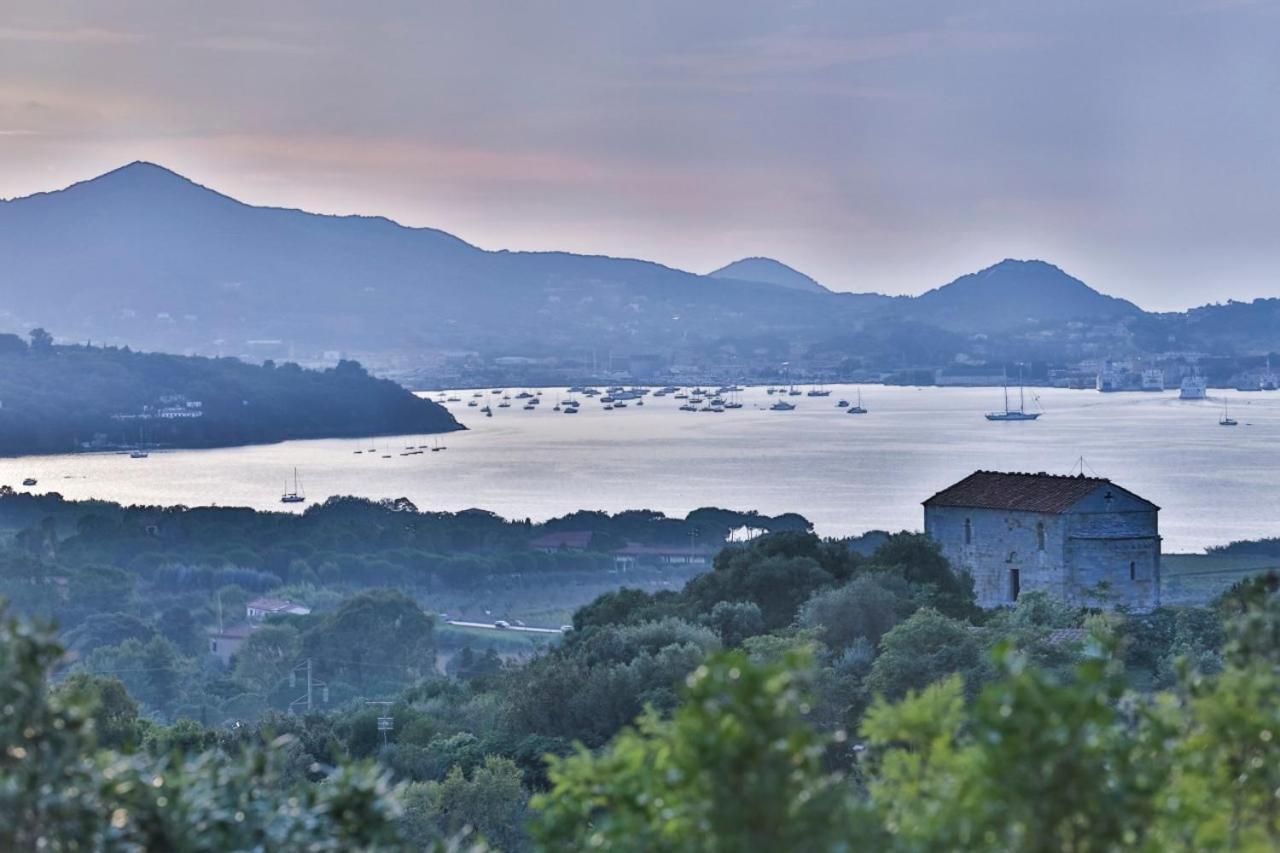 The Old Mill With Private Garden And Torrent Villa Portoferraio Exterior photo